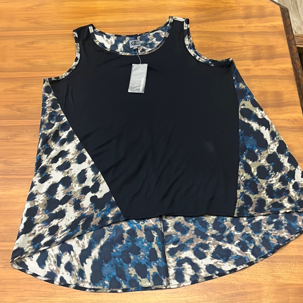 New Queen Collection Multicolored Highlow Top size 1X